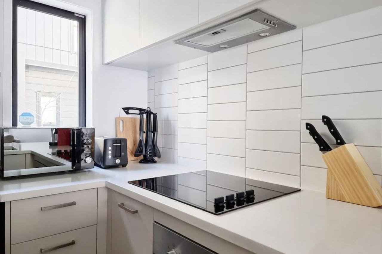 Huntington Townhouse With Patio And Parking Villa Auckland Luaran gambar